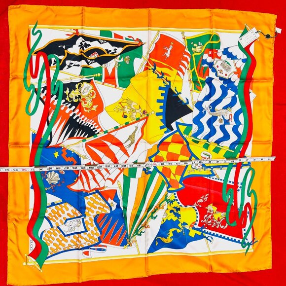 New - Gucci Silk  Scarf 34" Vibrant Colorful Flag orange red white green (48) - Picture 7 of 12